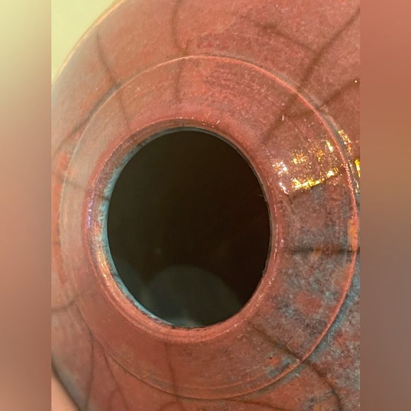 Beautiful 1980s red and Blue Spider Web Vase signed at - Picture 8 of 10